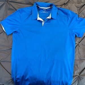 Oakley -Size L men’s